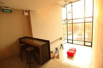 The Plubpla Serviced Apartment Bangkok Esterno foto