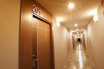 The Plubpla Serviced Apartment Bangkok Esterno foto