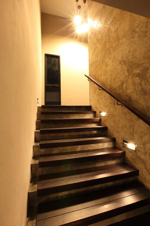 The Plubpla Serviced Apartment Bangkok Esterno foto
